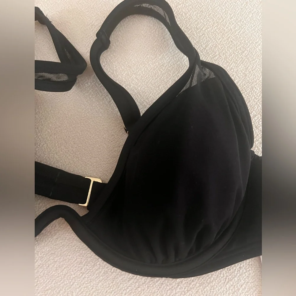 Women's Mesh Underwire Bikini Top - Shade & Shore.  New with tag.  Size: 36 B.